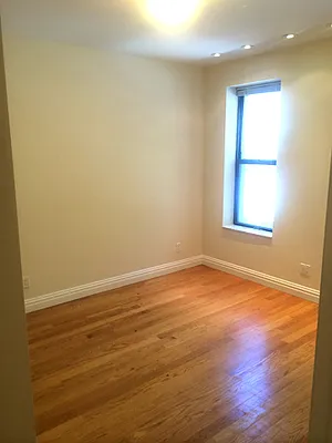 Rented by Manor Management | media 17