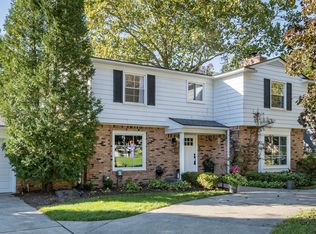 3645 Darcy Dr, Bloomfield Hills, MI