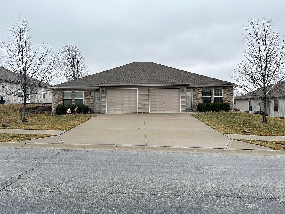 1st image of 138 SW Rock Garden Ln