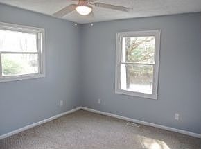 5th image of 1344 E Allendale Ct