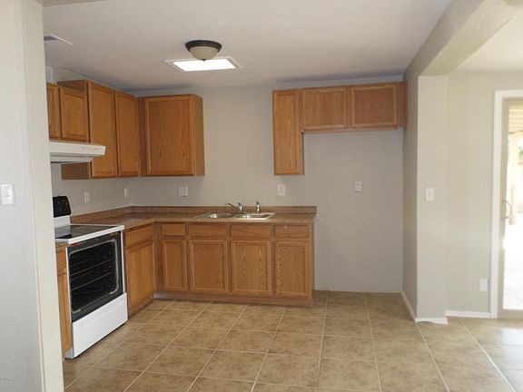 5th image of 657 W Calle Castile