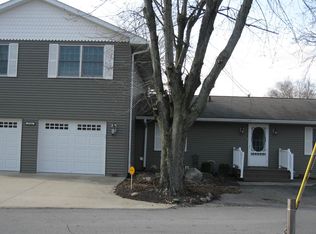 2516 Park Pl, Rochester, IN 46975