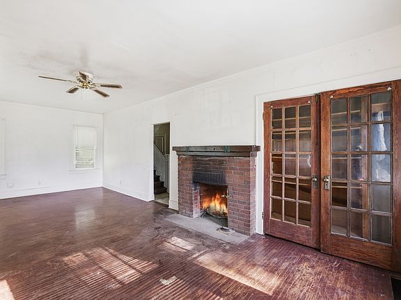 2nd image of 4024 Winthrop Ave
