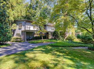 108 Kemp Rd W, Greensboro, NC 27410