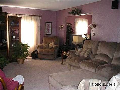 2nd image of 3095 Kaufmann Ave