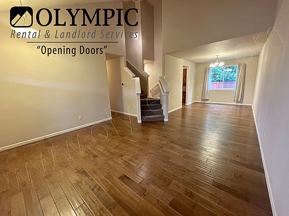 001 Living room_10282022