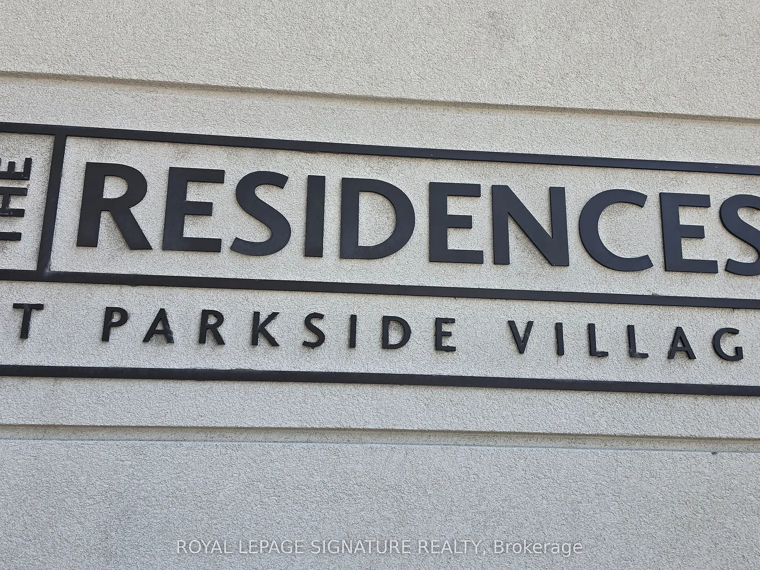 The Residence — Photo 4