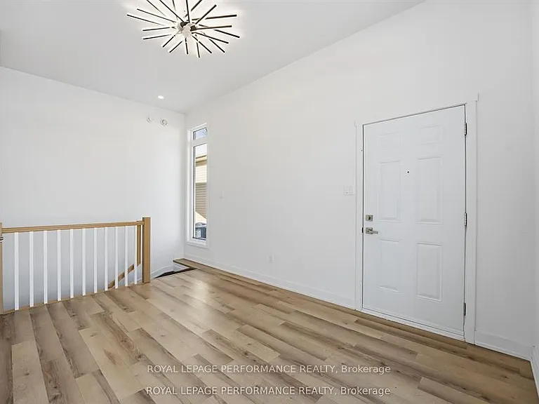 31A Marcel St — Photo 10