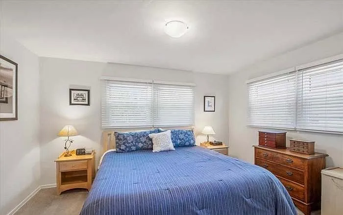 118 N Ashford Pl — Photo 8
