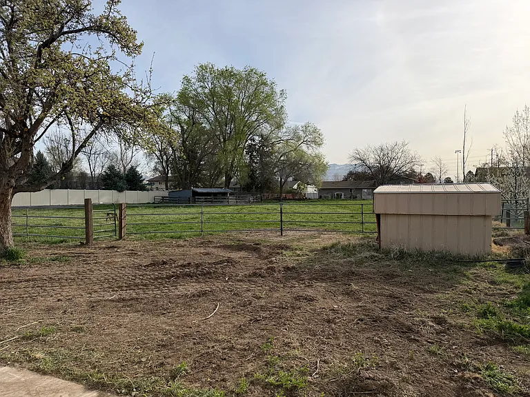 2184 N 2000 W — Photo 38