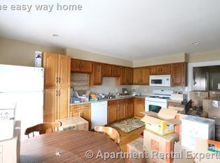 177 College Ave #3S, Somerville, MA 02144