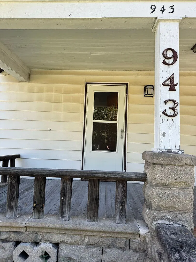 3 Bedroom Single Family Home located in Beloit, WI — Photo 2