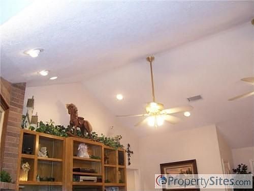 5th image of 1614 County Road 610