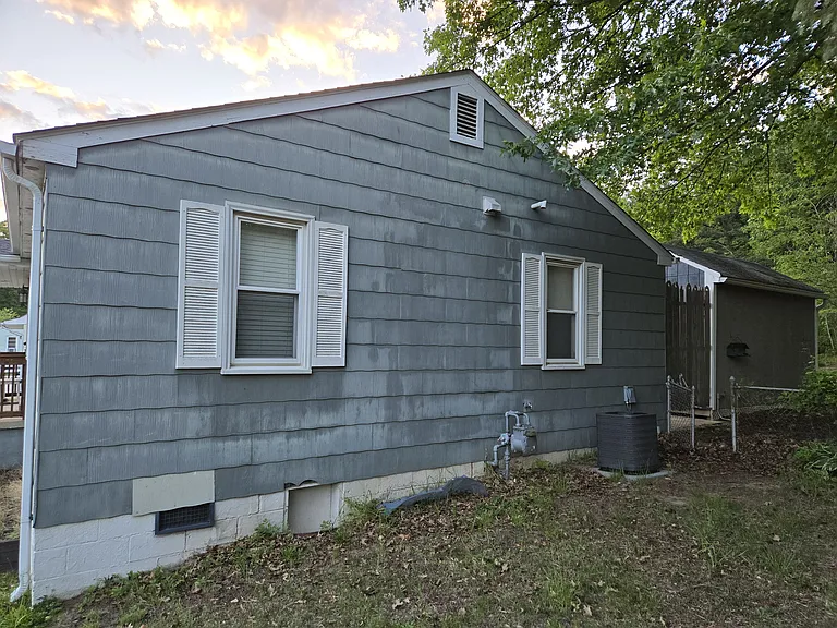 3560 Maple St — Photo 6