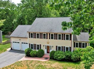 3 Babick Lake Dr, Hudson, MA 01749