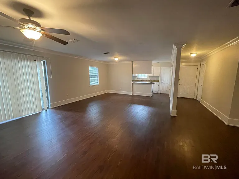 107 Brentwood Dr — Photo 6