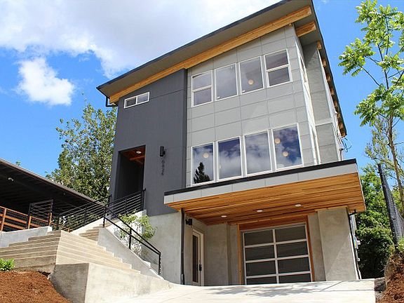 3rd image of 7468 N Catlin Ave #A