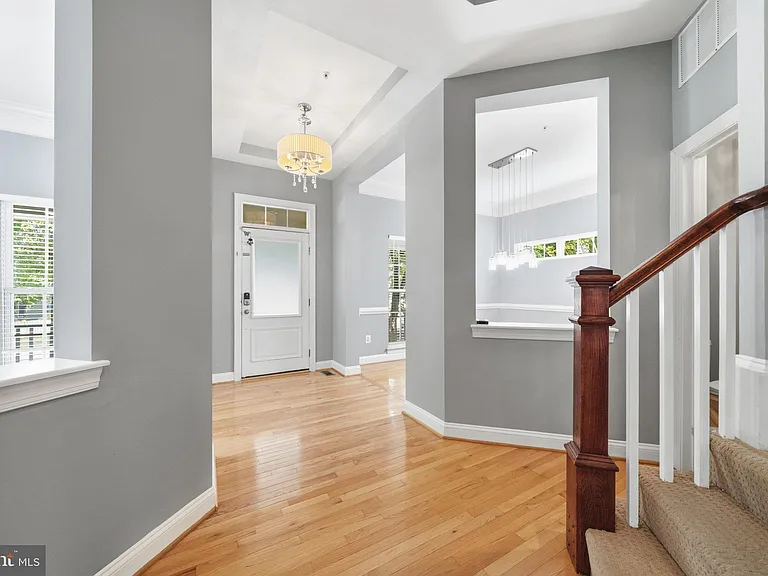 13131 Clarksburg Square Rd — Photo 3