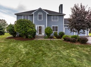 18 Swan Cir, Shrewsbury, MA 01545