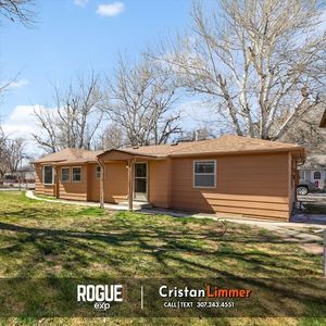 132 Benton Ave, Mills, WY, 82644