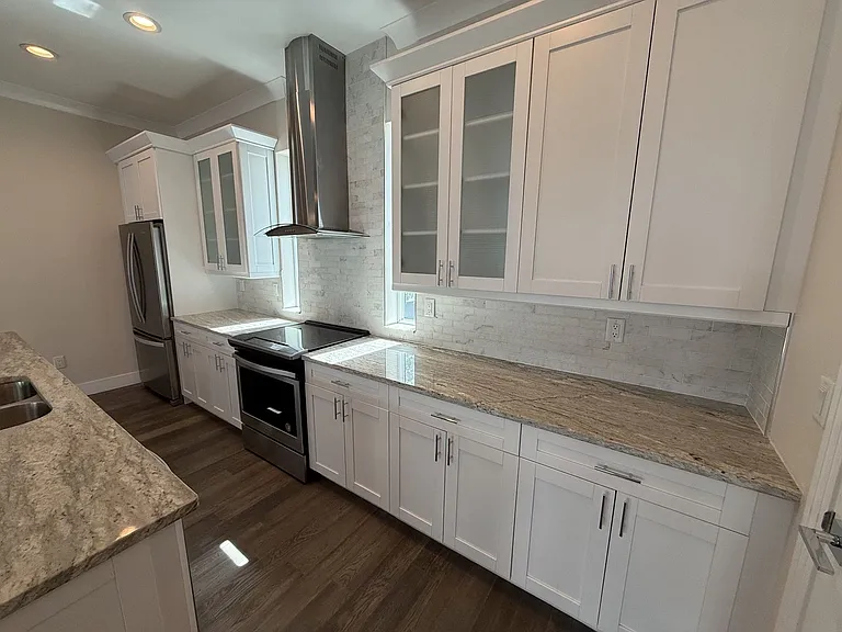 4910 W McElroy Ave #3 — Photo 4