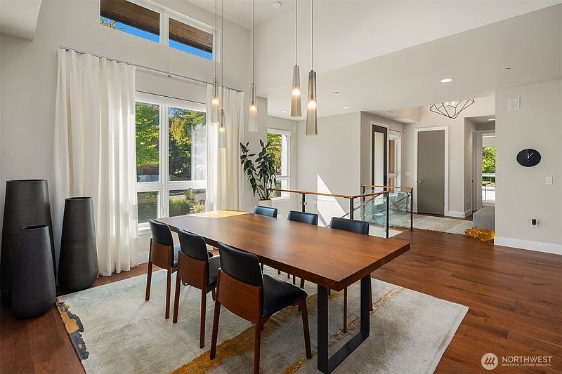 5th image of 8270 SE 31st Street