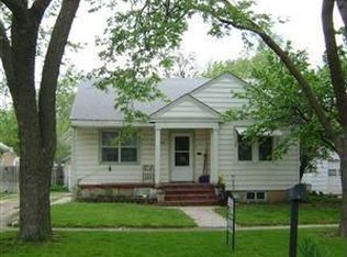1020 W 12th St, Grand Island, NE 68801