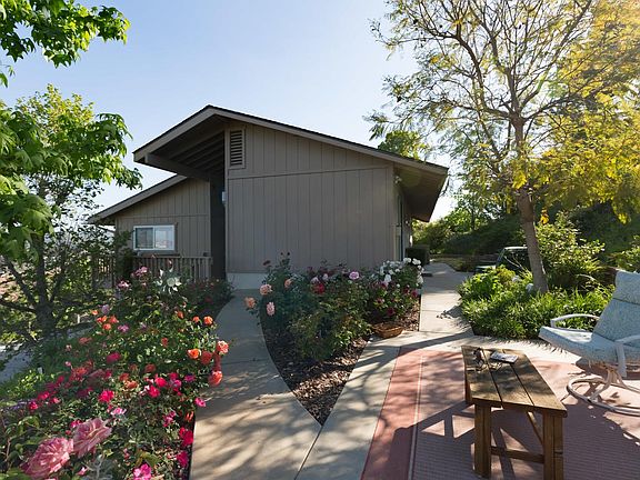 3rd image of 1831 Bello Hills Ln