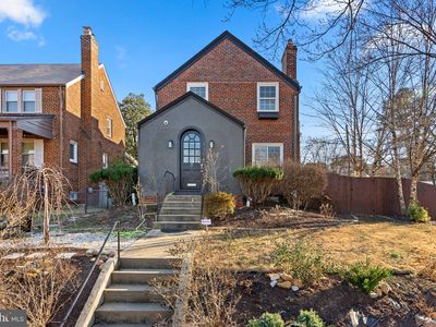 2601 Newton St NE, Washington, DC, 20018