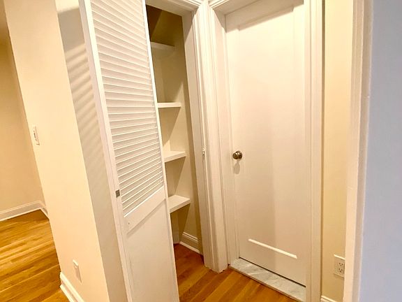5th image of 509 E 78th St APT 1f