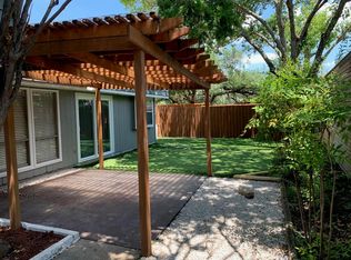 1217 Whispering Oaks Ln, Richardson, TX 75081