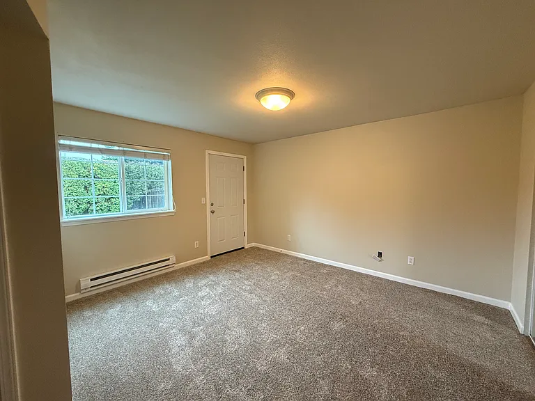 2928 Matt Dr — Photo 10