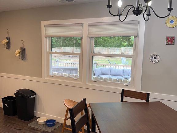 5th image of 4407 Lake Villa Dr