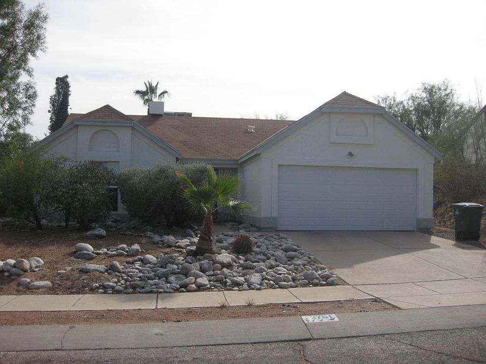 1st image of 2761 W Calle Cuero De Vaca
