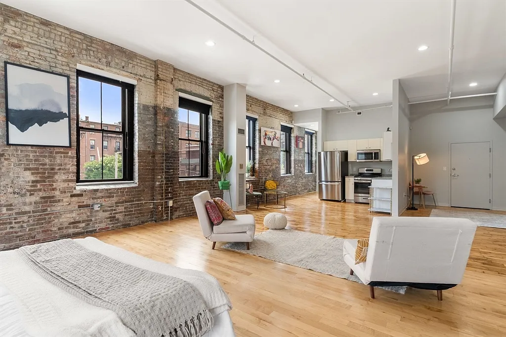 1 bed, 1.0 bath, 917 sqft, $3,500 — Photo 4