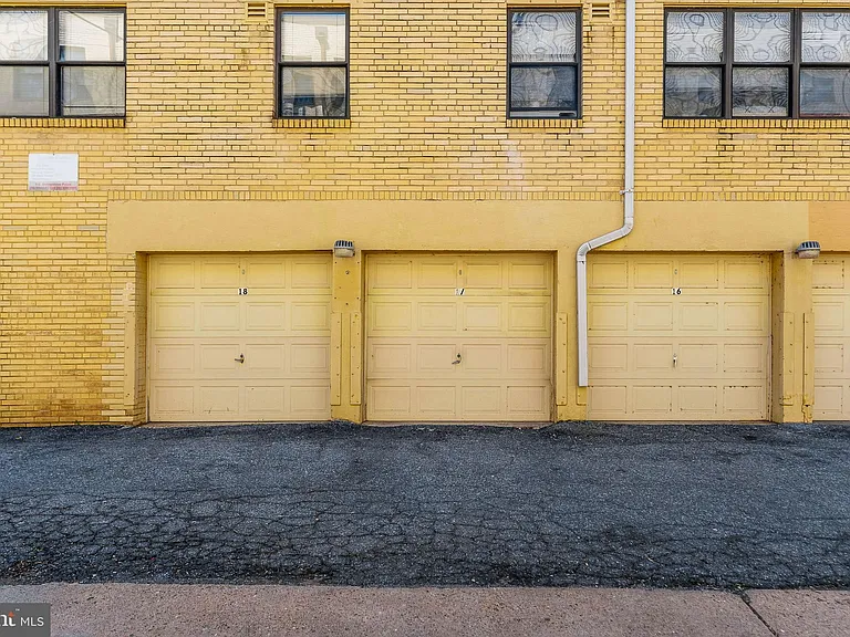 212 Oakwood St SE #322 — Photo 35
