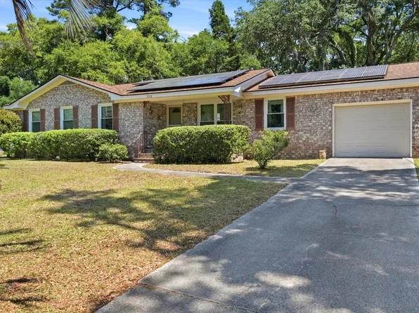 5312 Chantilly Ln, North Charleston, SC 29418