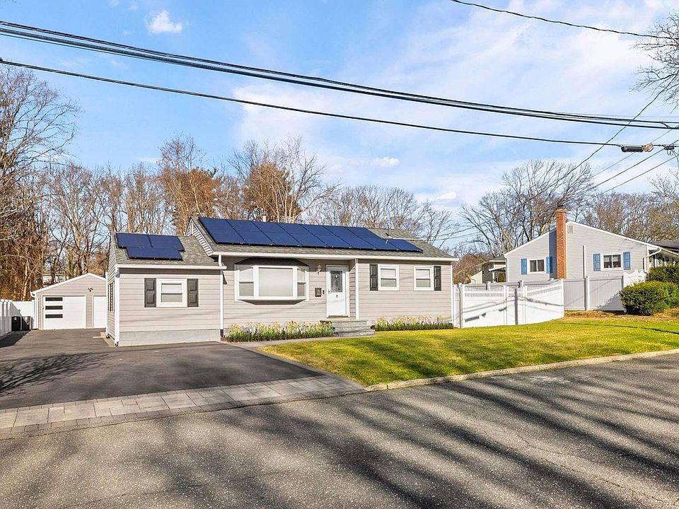 1st image of 29 W Haven Drive