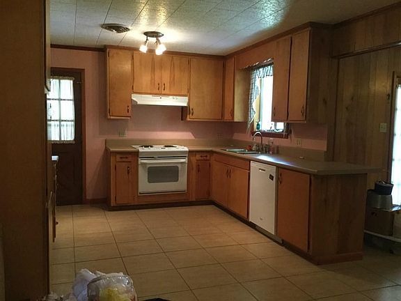 2nd image of 530 Bankston Dr
