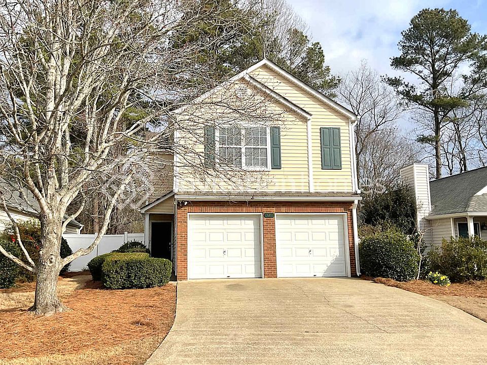 1st image of 521 Stanford Pl
