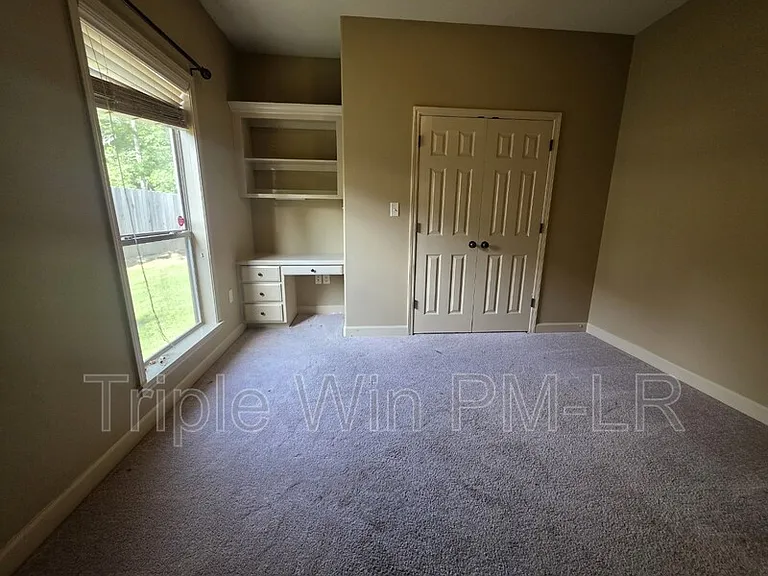 1901 Hidden Creek Dr — Photo 35