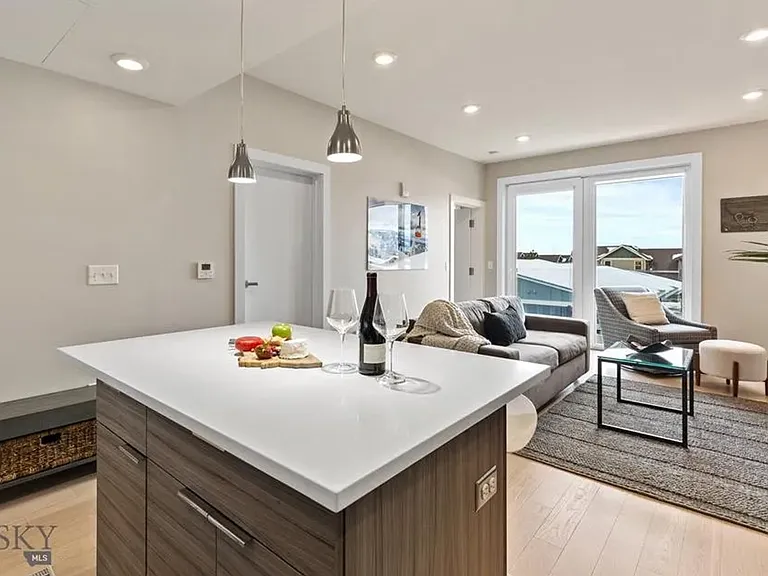 476 Enterprise Blvd #218 — Photo 2
