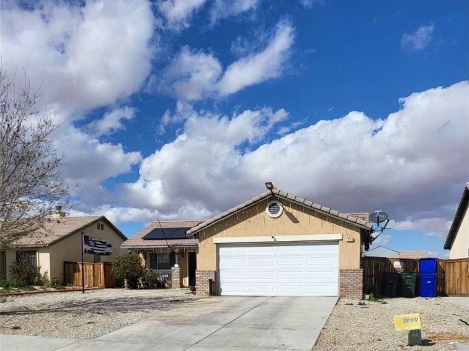 11766 Star St, Adelanto, CA 92301 Zillow