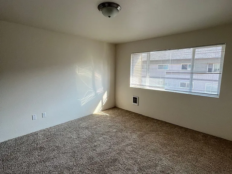 Crown Ridge — Photo 18