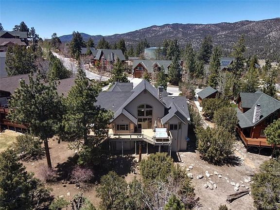 4th image of 381 Glenwood Dr