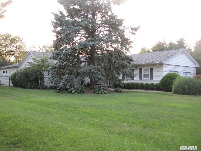 1st image of 5 Seth Ln