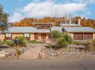 1003 Stuart Rd NW, Albuquerque, NM 87114