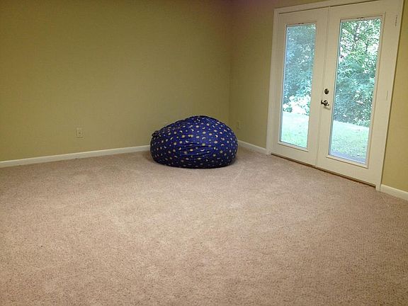 5th image of 8400 Olde Colony Trl APT 36