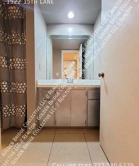 1522 15th Ln — Photo 8