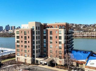 101 Harbor Greene Dr #W503, Bellevue, KY 41073